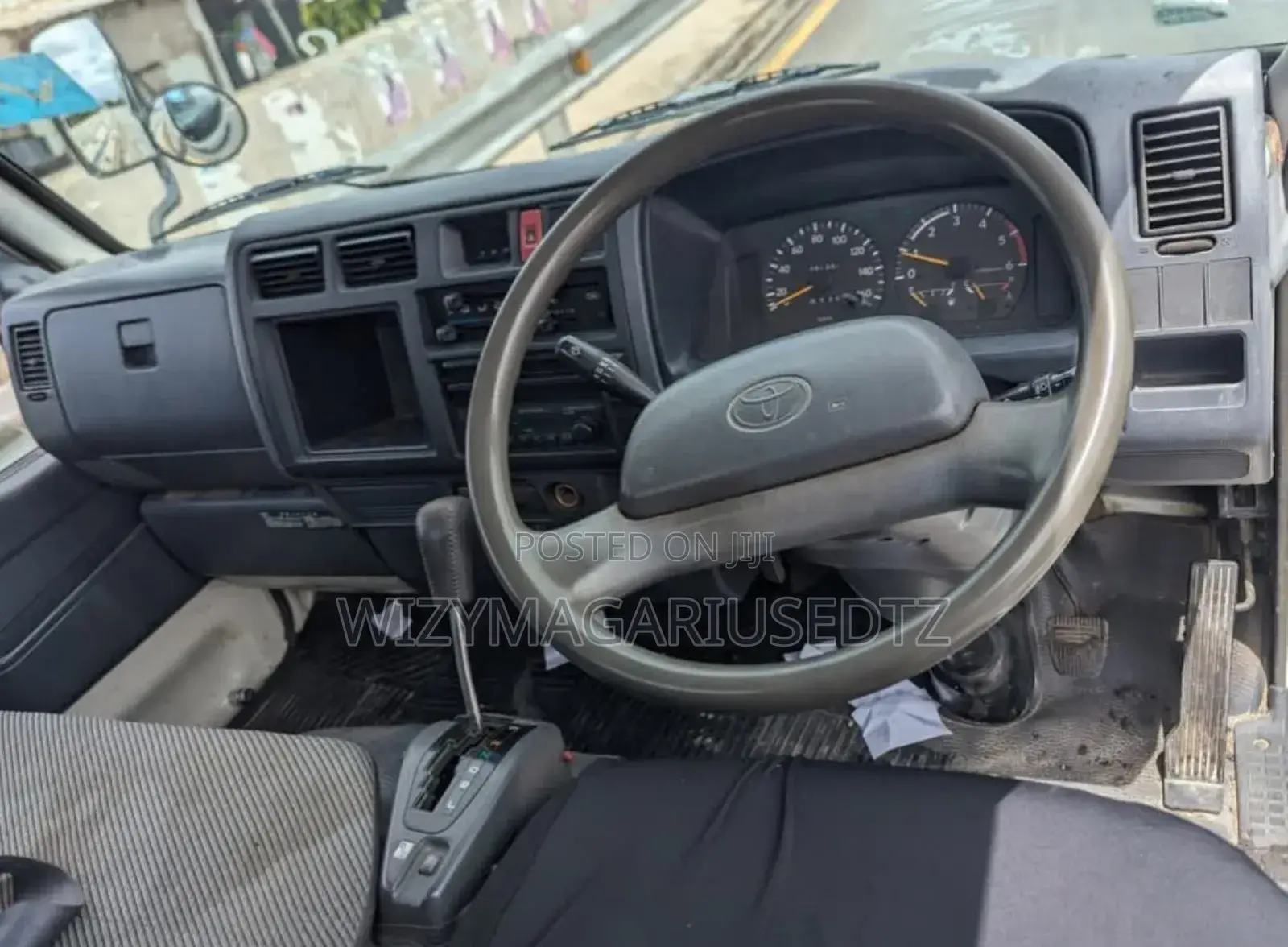 Toyota Toyoace Pick Up