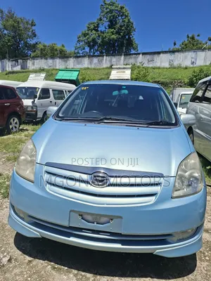 Toyota Corolla Spacio 2005