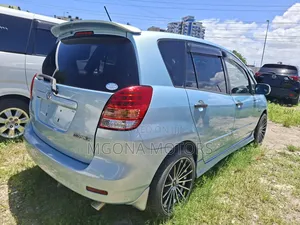 Toyota Corolla Spacio 2005