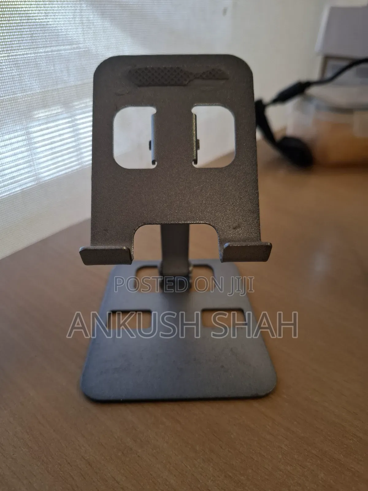 Aluminium Phone Stand