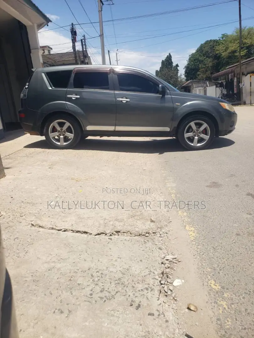 Mitsubishi Outlander 2007 Gray