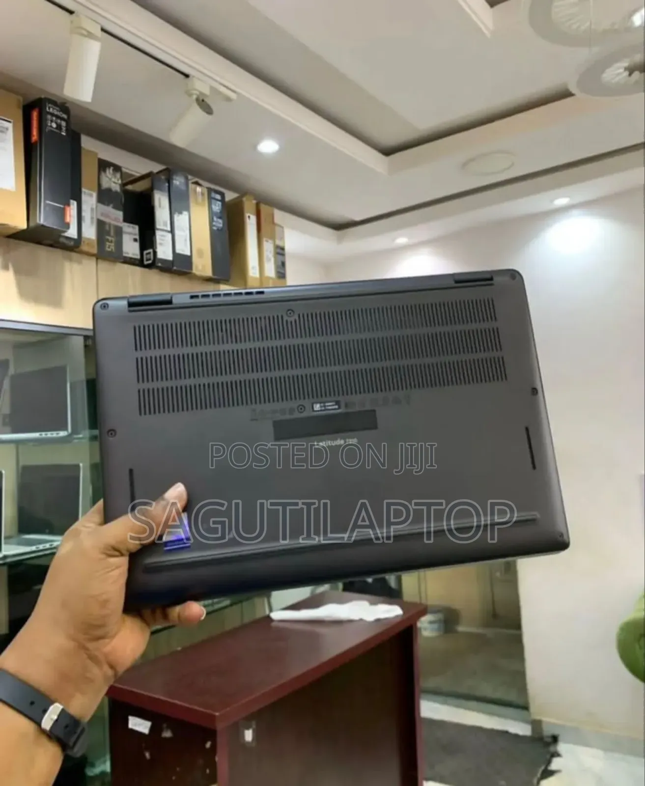 Laptop Dell Latitude 7300 16GB Intel Core I7 SSD 512GB