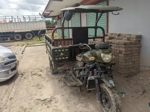 Motorcycle 2024 Green