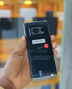 Sharp Aquos R6 128 GB Black