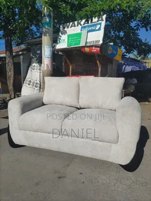 Sofa Set Ya 2:2 Rangi Ya Off White