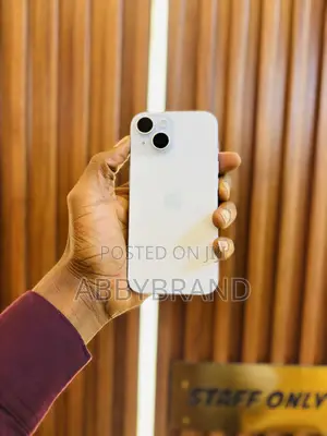 Apple iPhone 15 128 GB White
