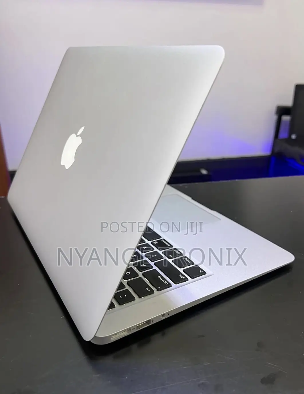 Laptop Apple MacBook Air 2015 8GB Intel Core I5 SSD 256GB