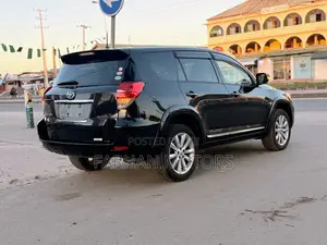 Toyota Vanguard 2012 Black