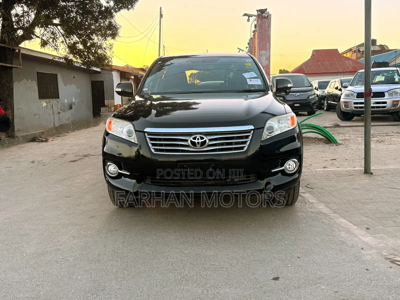 Toyota Vanguard 2012 Black