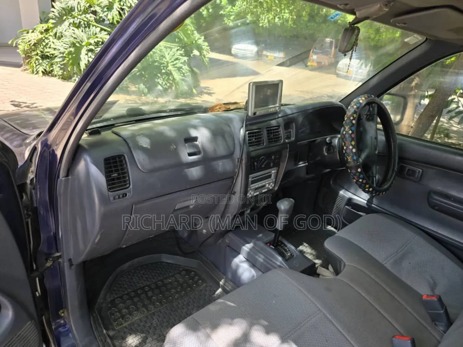 Toyota Hilux 1998 Blue