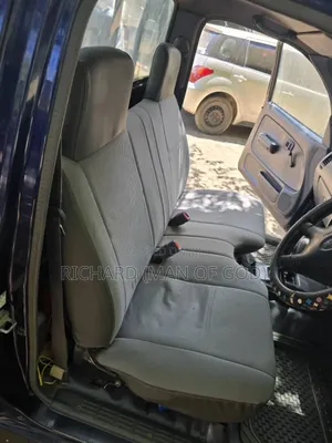 Toyota Hilux 1998 Blue