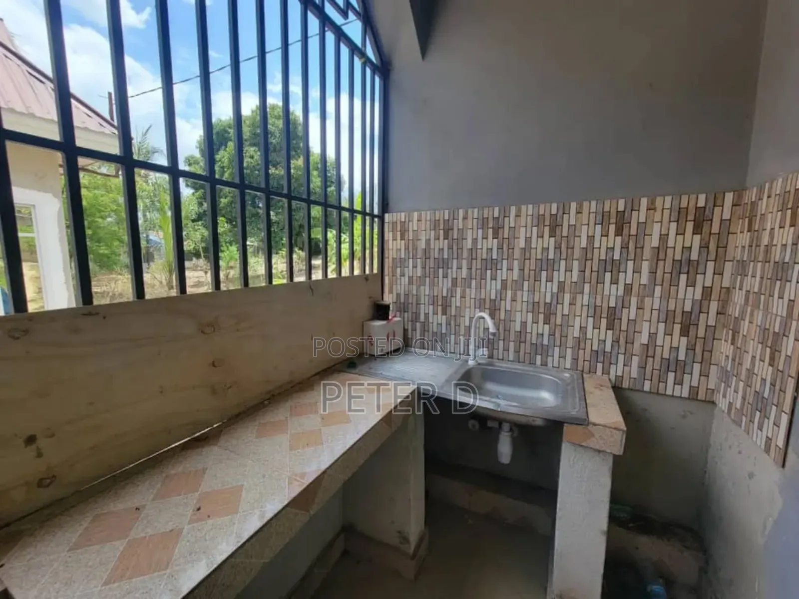 1bdrm Apartment in Kimara for rent