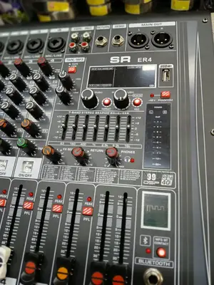 Yamaha PMX 402d 4 Channels /