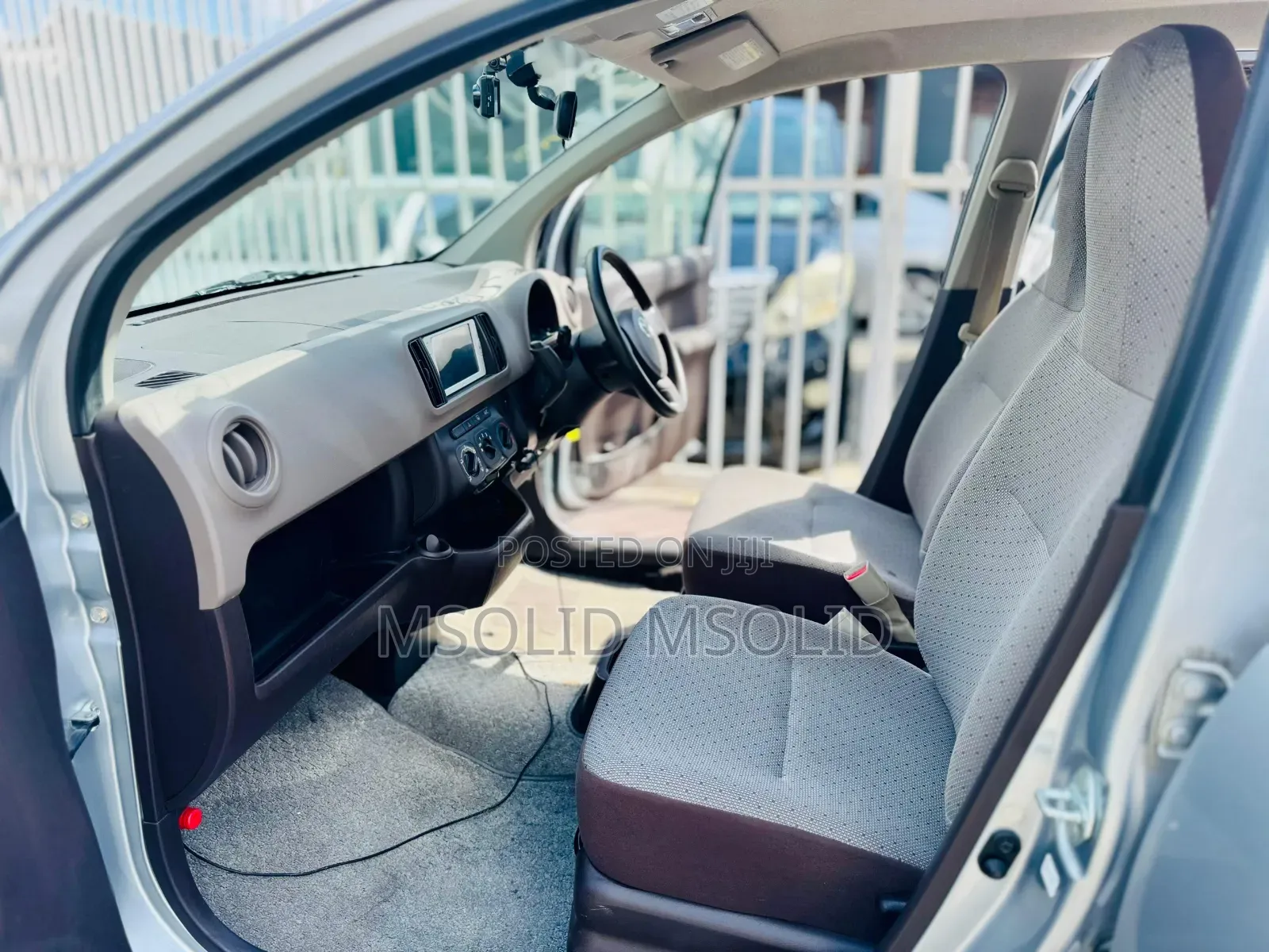Toyota Passo 2014 Silver