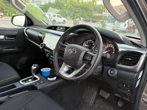 Toyota Hilux Revo Double Cab Deisel 2.4 AWD 2022 Gray