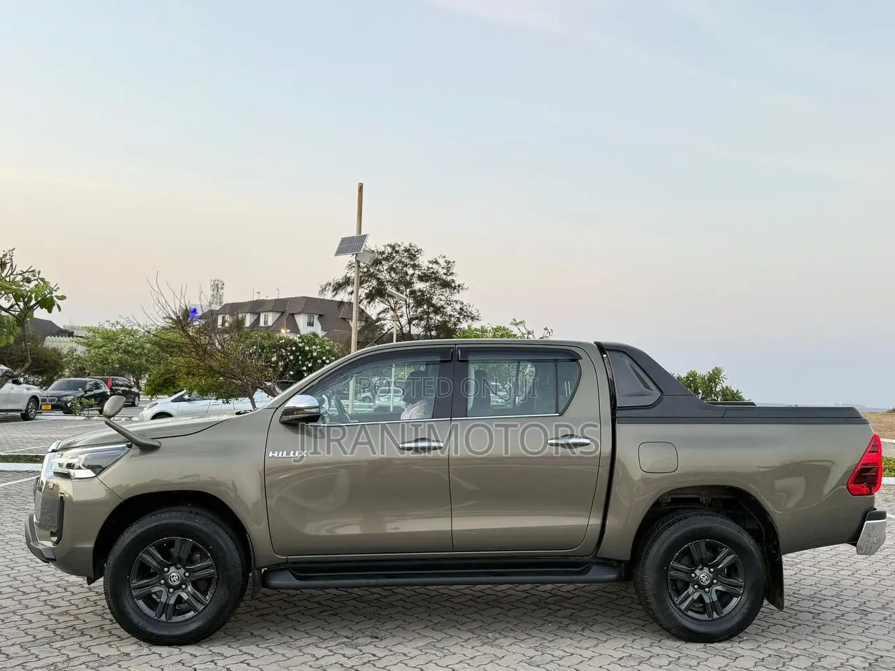 Toyota Hilux Revo Double Cab Deisel 2.4 AWD 2022 Gray