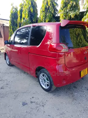 Toyota Porte 1.3 FWD 2004 Red