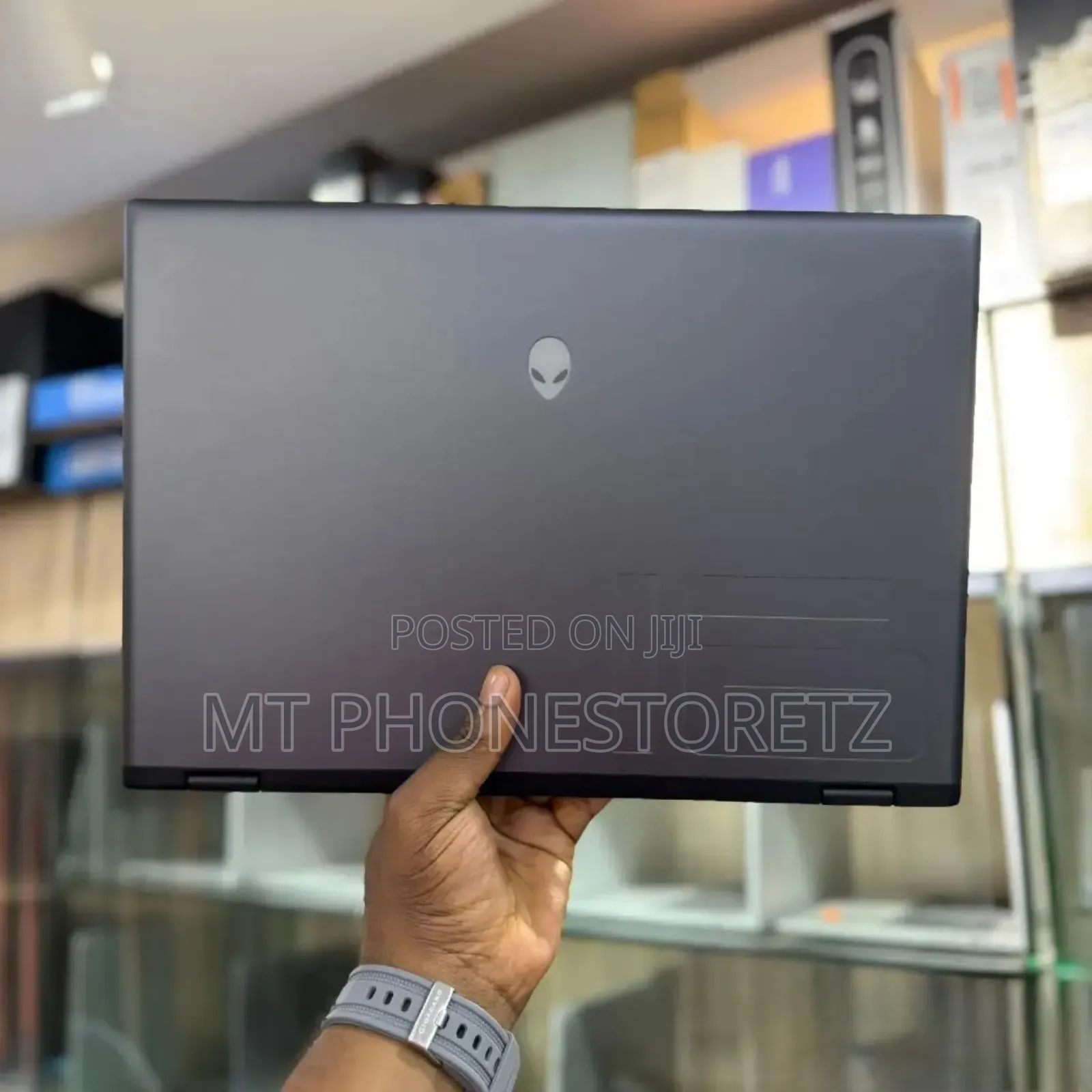 New Laptop Dell Alienware M16 R2 32GB Intel Core Ultra 9 SSD 1T