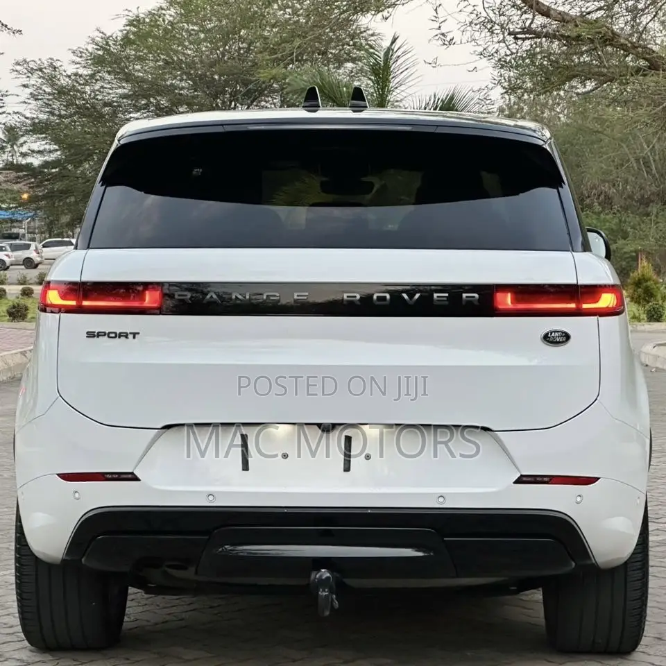 Land Rover Range Rover Sport 2023 White