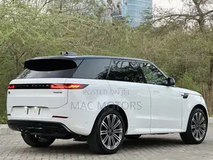 Land Rover Range Rover Sport 2023 White