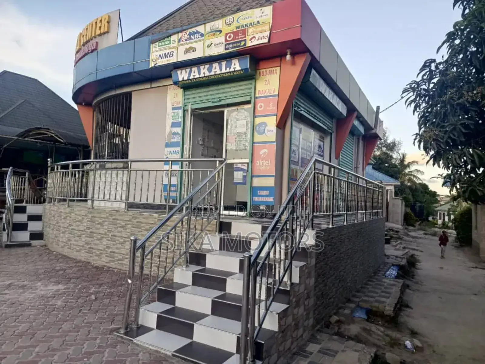 18bdrm Villa in Kinondoni for sale