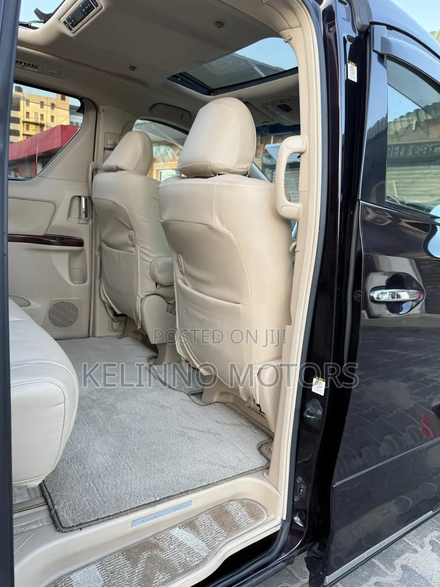 Toyota Vellfire 2008 Maroon
