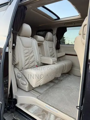 Toyota Vellfire 2008 Maroon