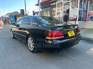 Toyota Crown 2006 Black