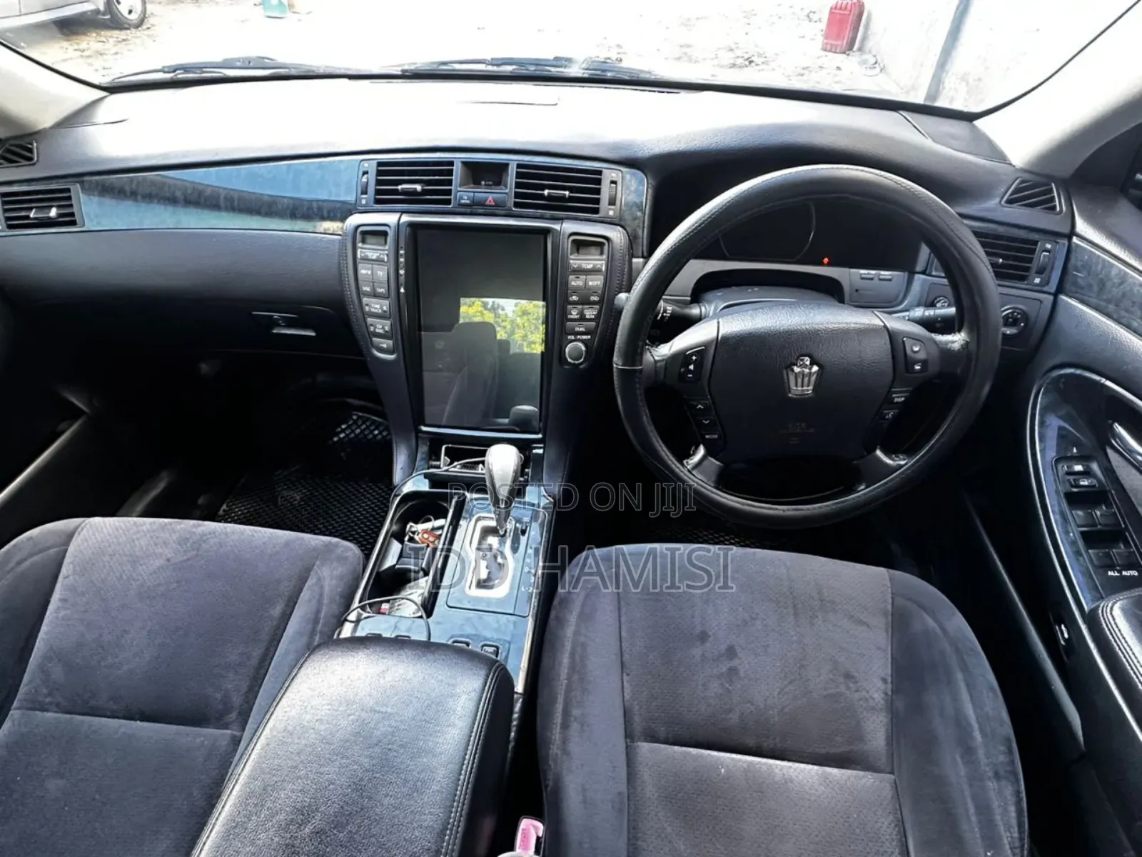 Toyota Crown 2006 Black