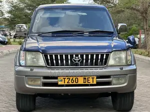 Toyota Land Cruiser Prado 2001 Blue