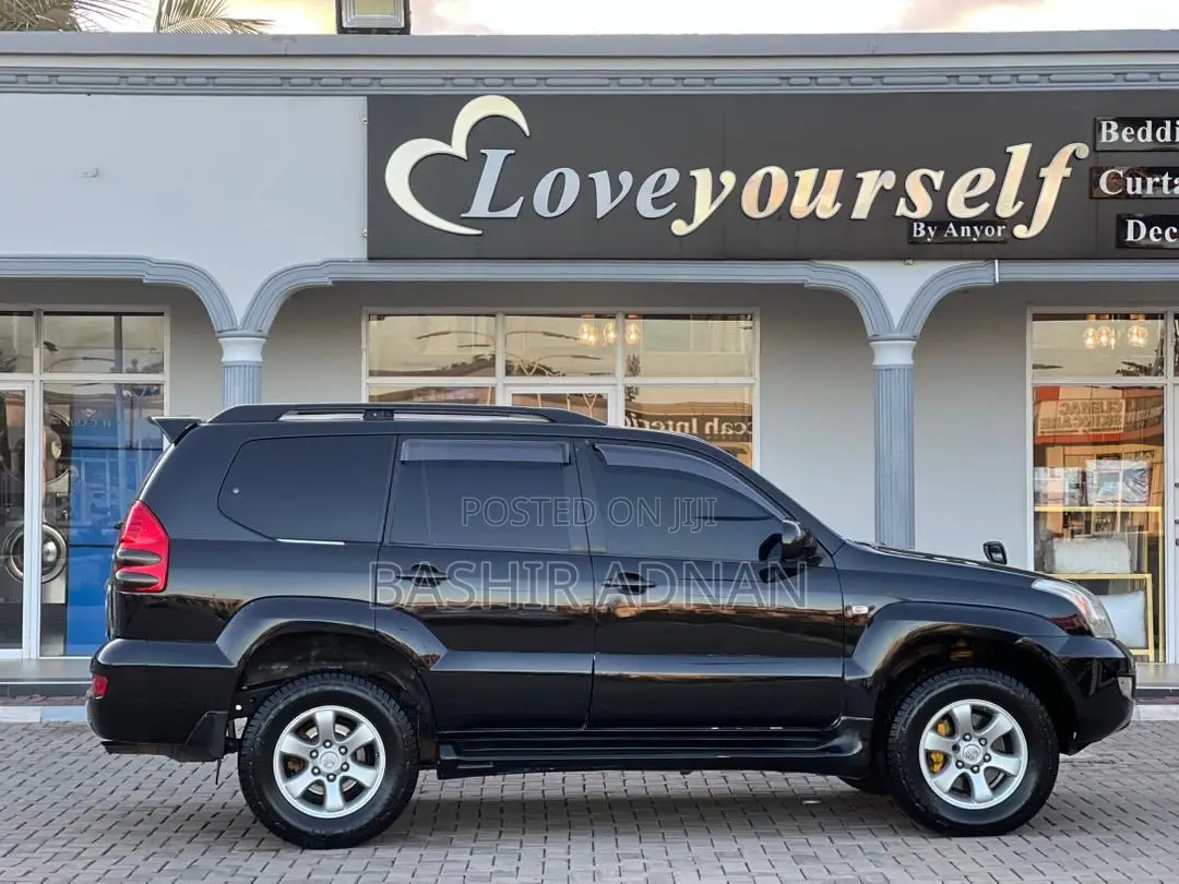 Toyota Land Cruiser Prado 2.7 5dr 2004 Black