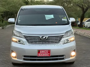 Toyota Vellfire 2009 Silver