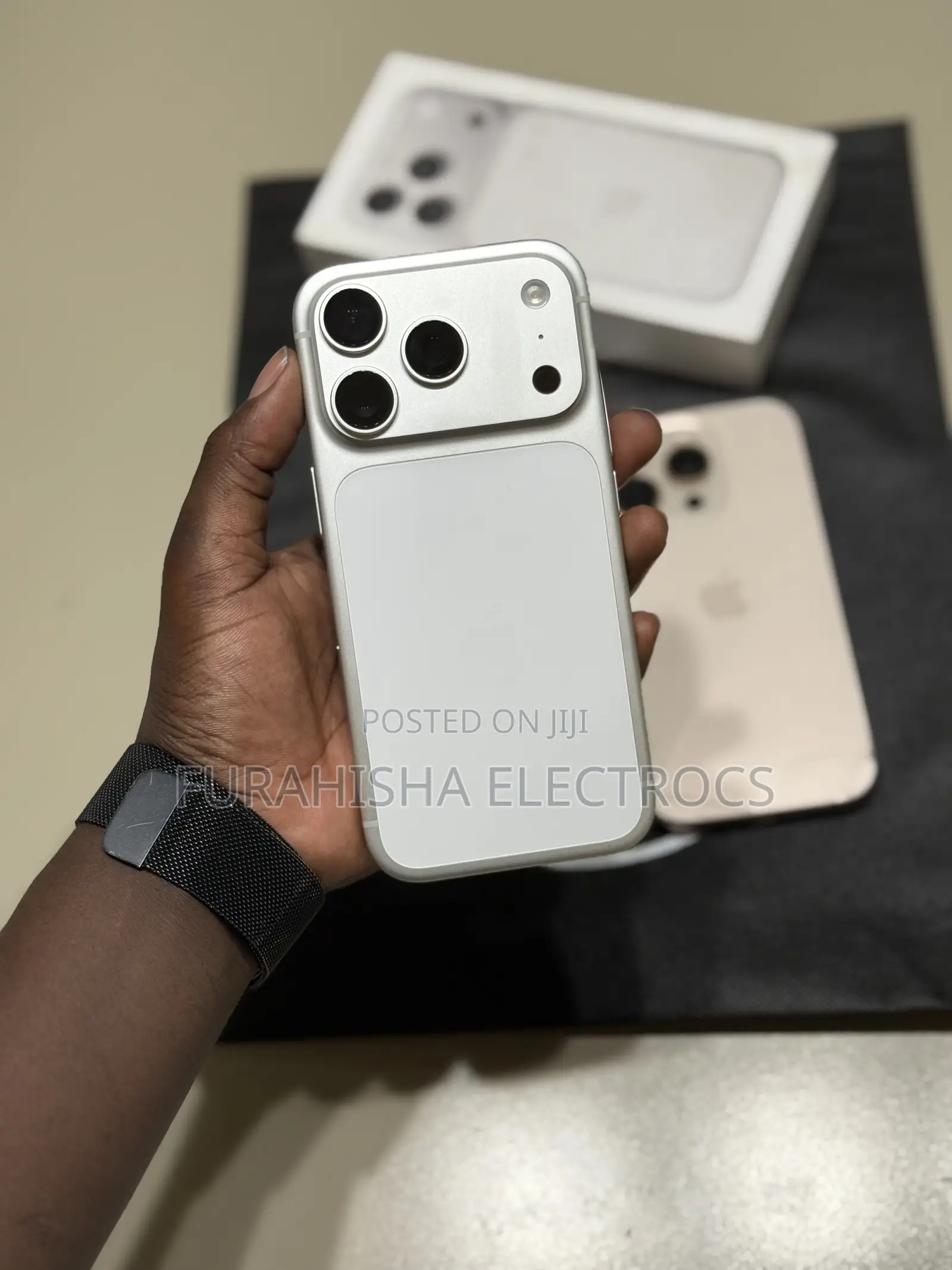 New Apple iPhone 17 Pro 256 GB Silver
