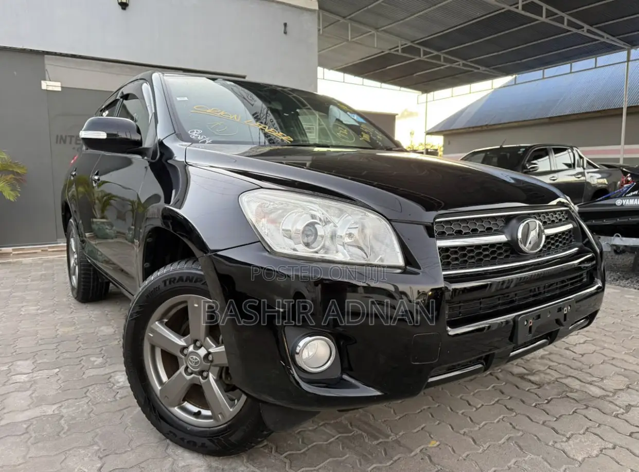 Toyota RAV4 2012 Black