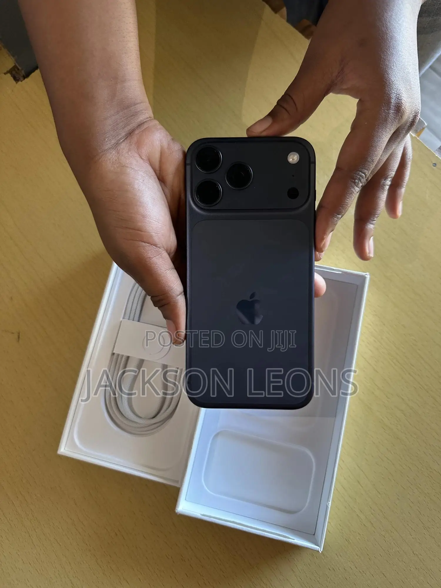 New Apple iPhone 17 Pro 256 GB Blue