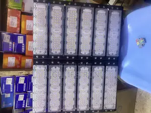 Taa Za Uwanja(Industrial Flood Light) 600watts