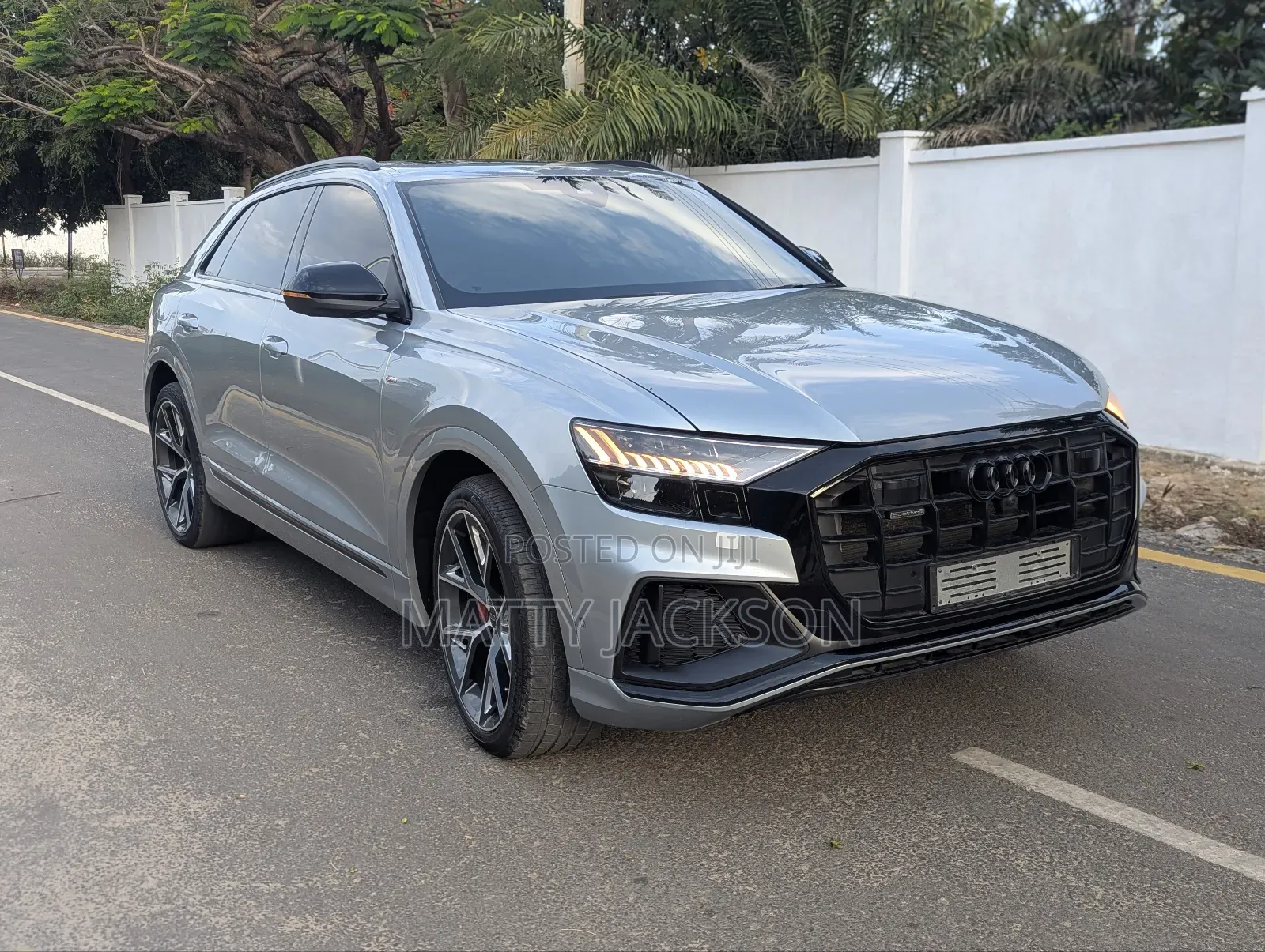 Audi Q8 2023