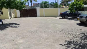 Furnished 3bdrm Apartment in Oyster Bay for rent