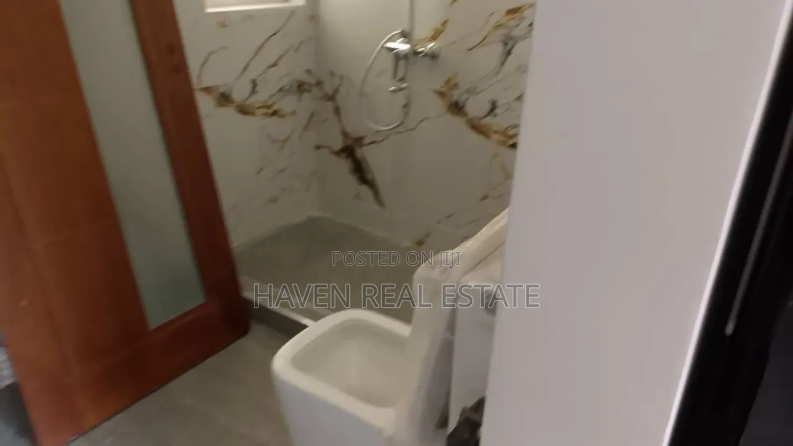 Furnished 3bdrm Apartment in Oyster Bay for rent