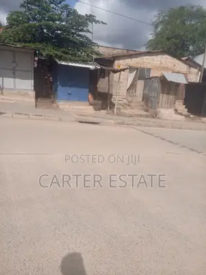 12bdrm House in Carter Estate, Kimara for sale