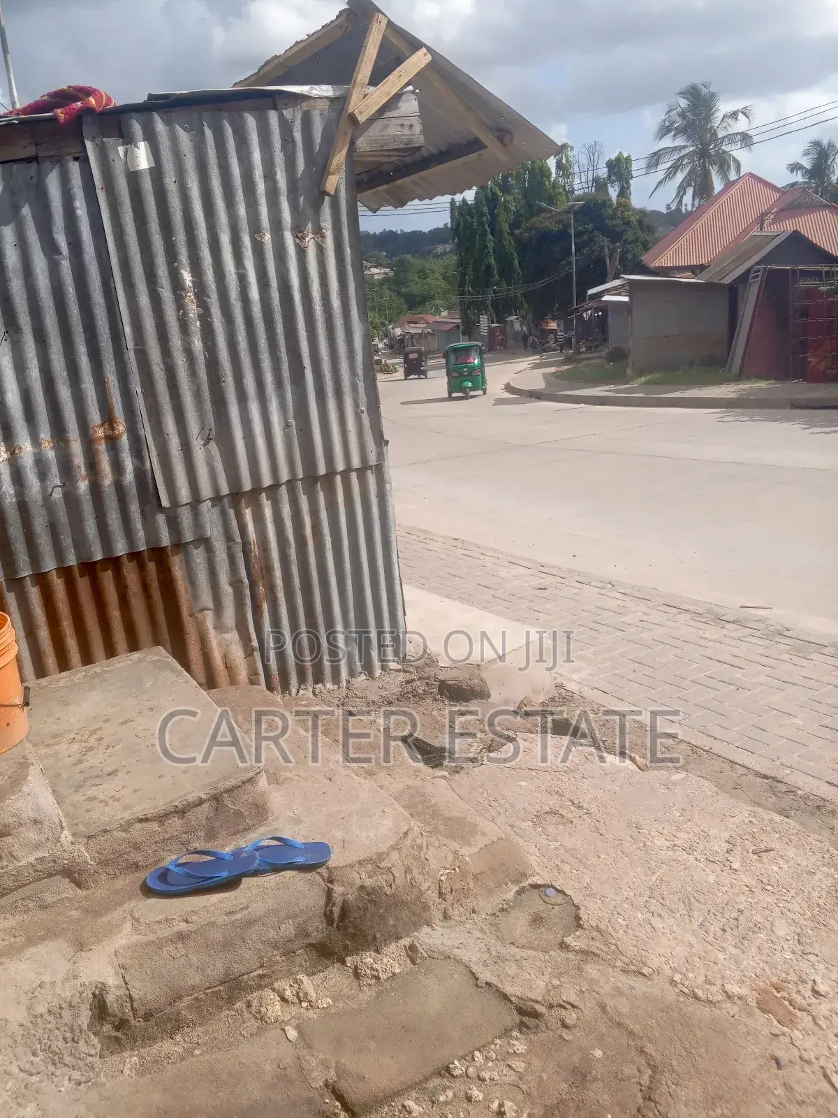 12bdrm House in Carter Estate, Kimara for sale