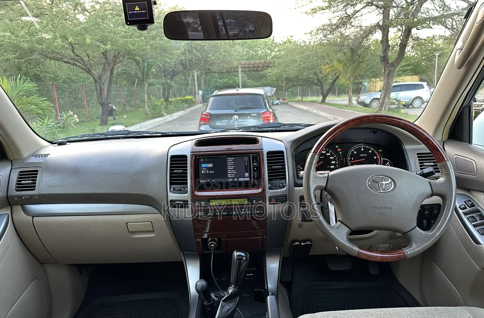 Toyota Land Cruiser Prado 2006 White