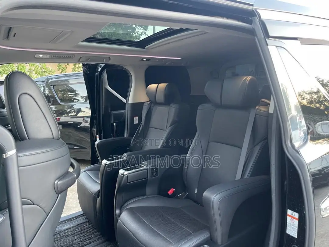 Toyota Alphard 2.5 Petrol FWD 2019 Black