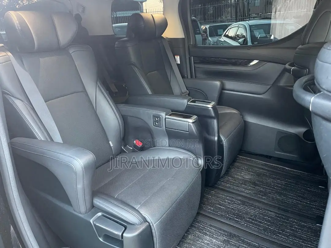 Toyota Alphard 2.5 Petrol FWD 2019 Black