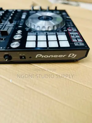 Pioneer DDJ-Sx3 Pro Dj Controller