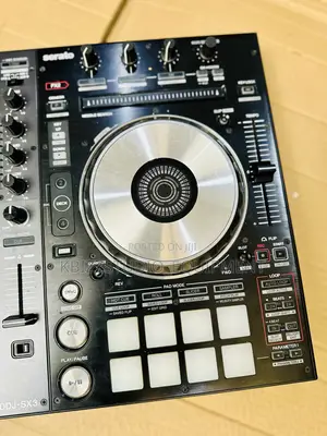 Pioneer DDJ-Sx3 Pro Dj Controller