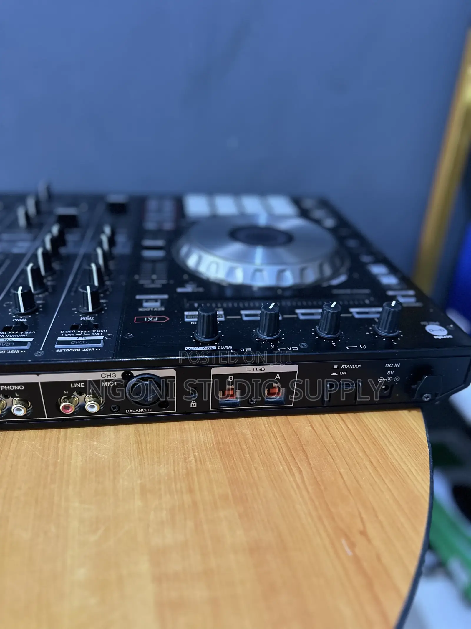 Pioneer DDJ-Sx3 Pro Dj Controller