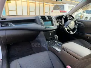 Toyota Crown 2008 White