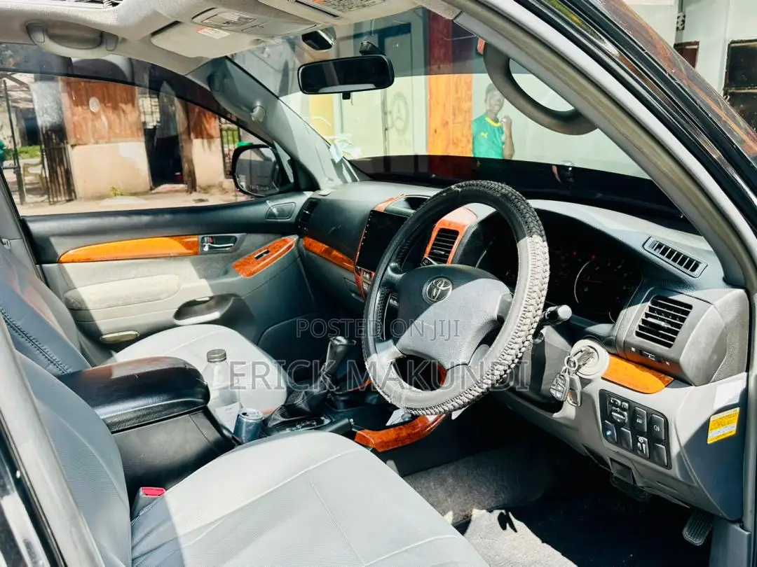 Toyota Land Cruiser Prado 2007 Black