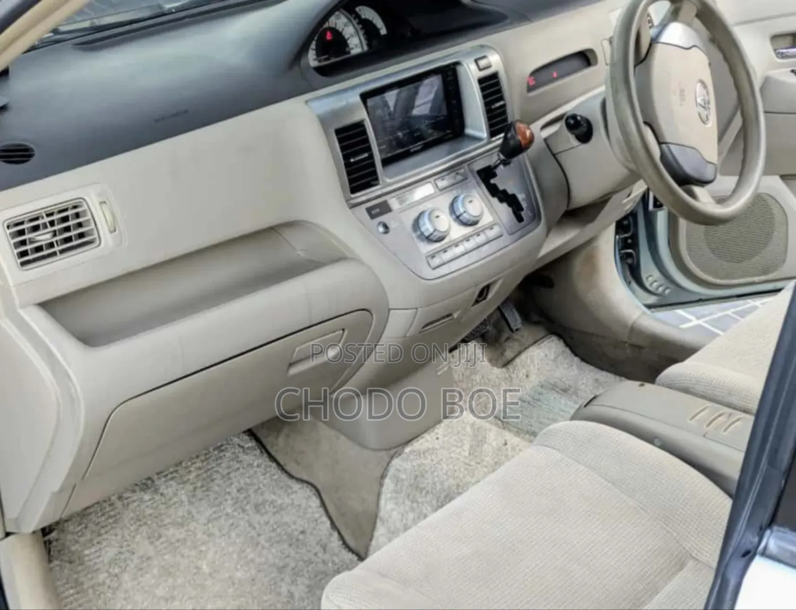 Toyota Raum 2005 Silver